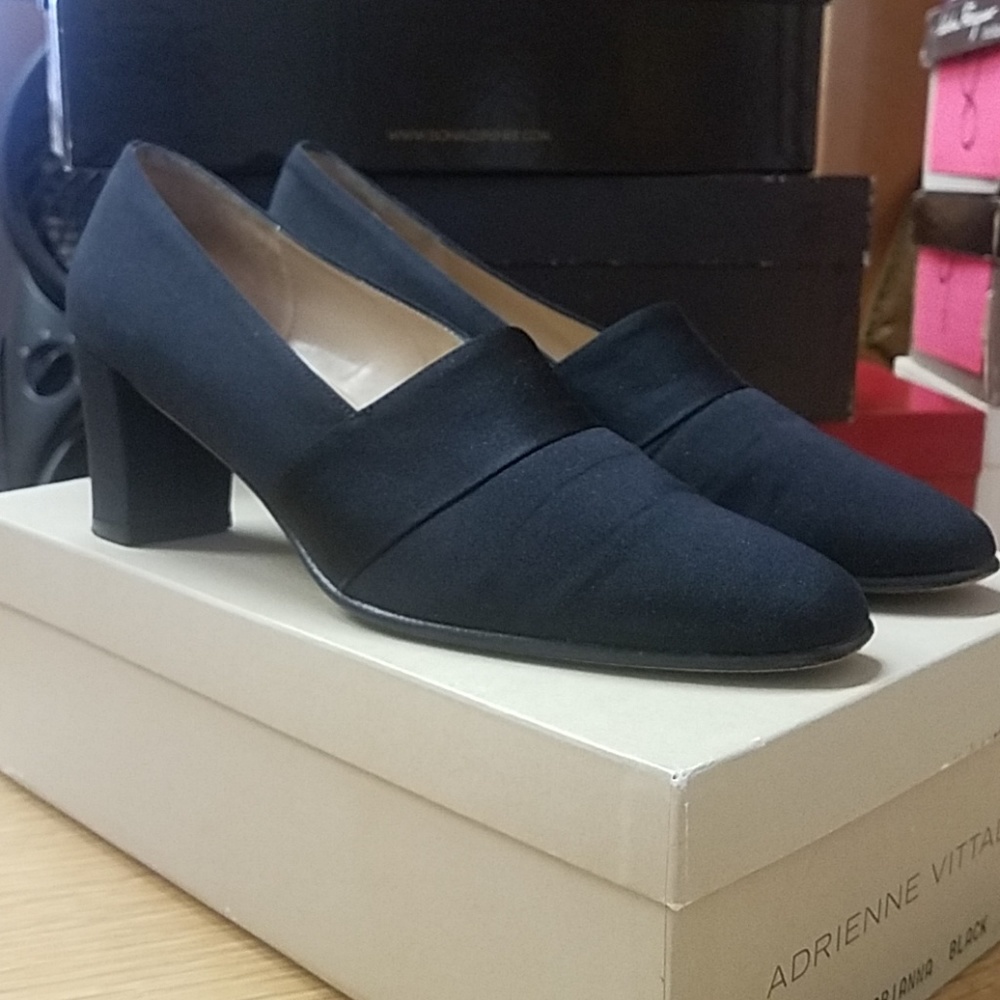Adrienne Vittadini Grace Black w/Satin Heels